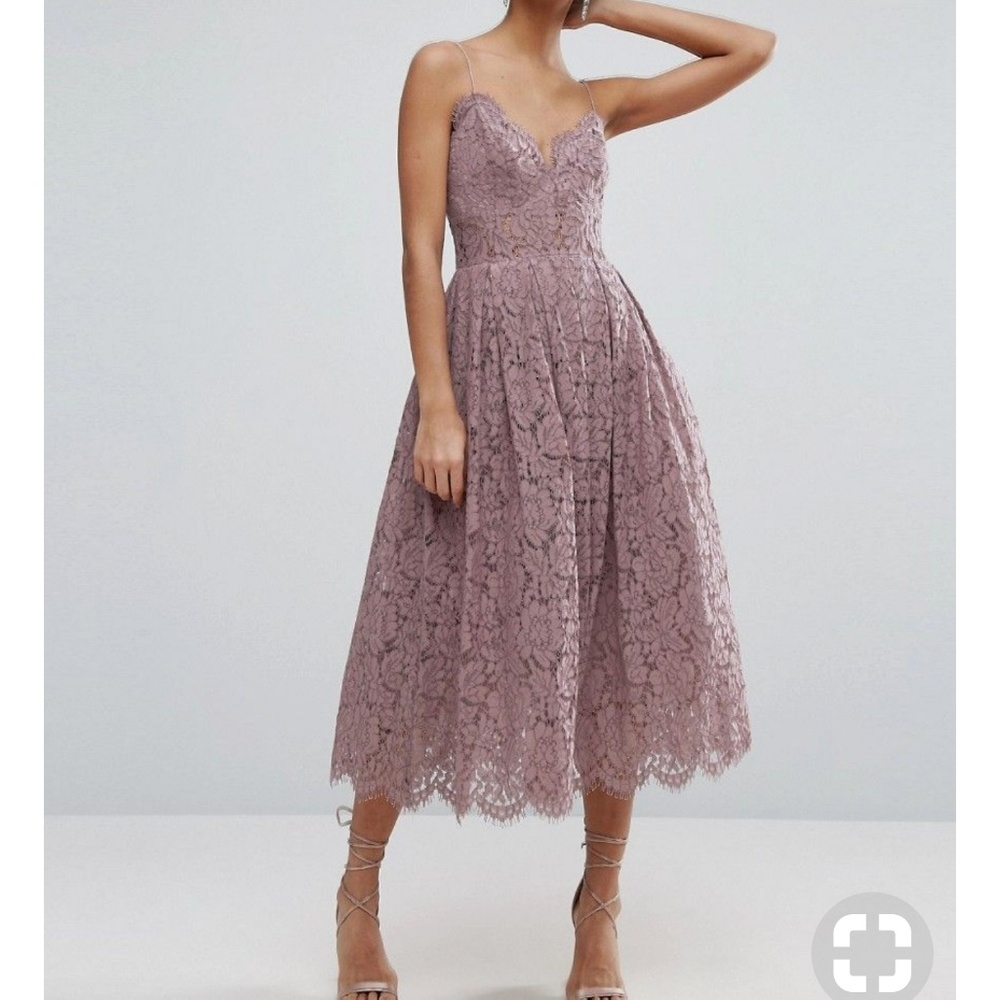 Beautiful lace dress PRICE IS FIRM